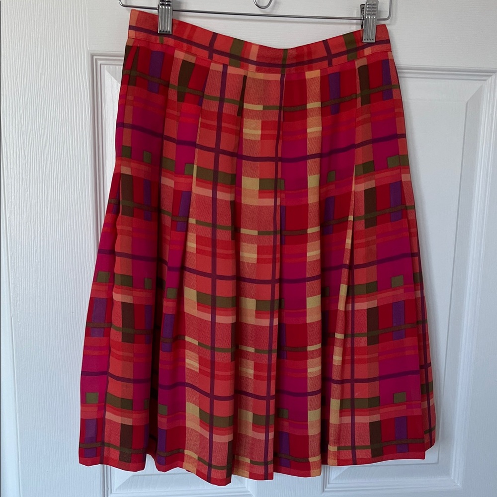 Plaid A-Line Skirt - Red and Pink. Nygard collection
